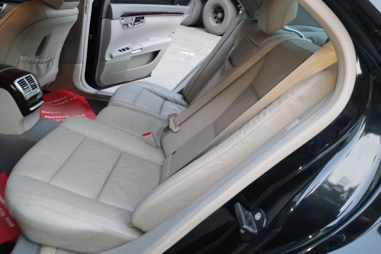 Used Mercedes-Benz S-Class 2010 S 400 L HYBRID Left Rear Seat