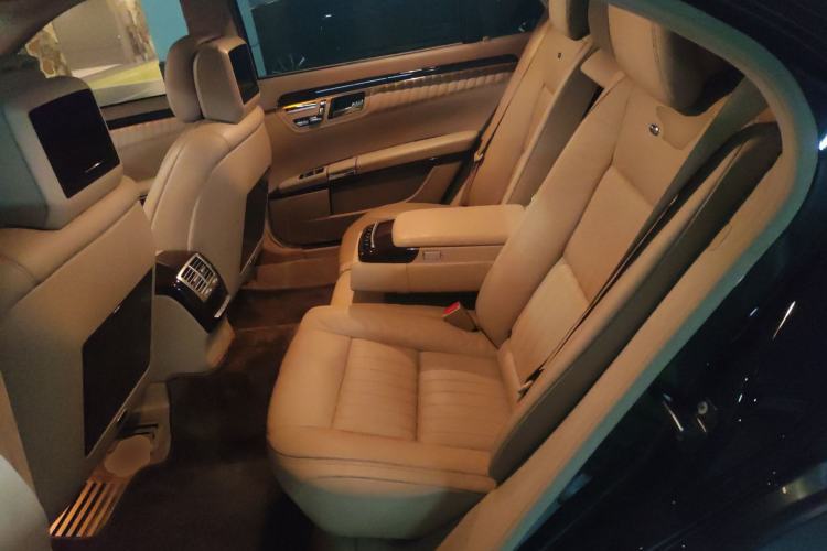 Used Mercedes-Benz S-Class 2010 S 600 L Left Rear Seat