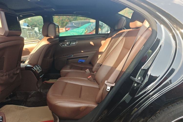 Used Mercedes-Benz S-Class 2010 S 400 L HYBRID Left Rear Seat