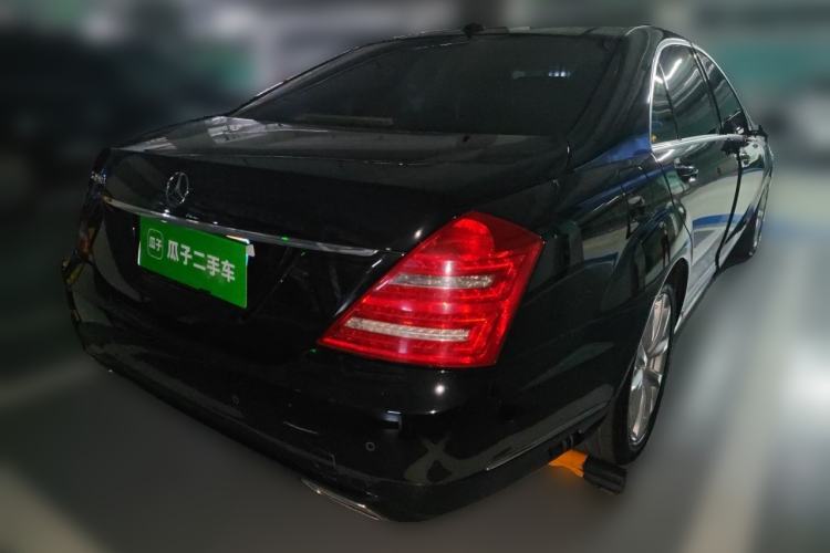Used Mercedes-Benz S-Class 2010 S 300 L Luxury Model Rear Right 45 Deg
