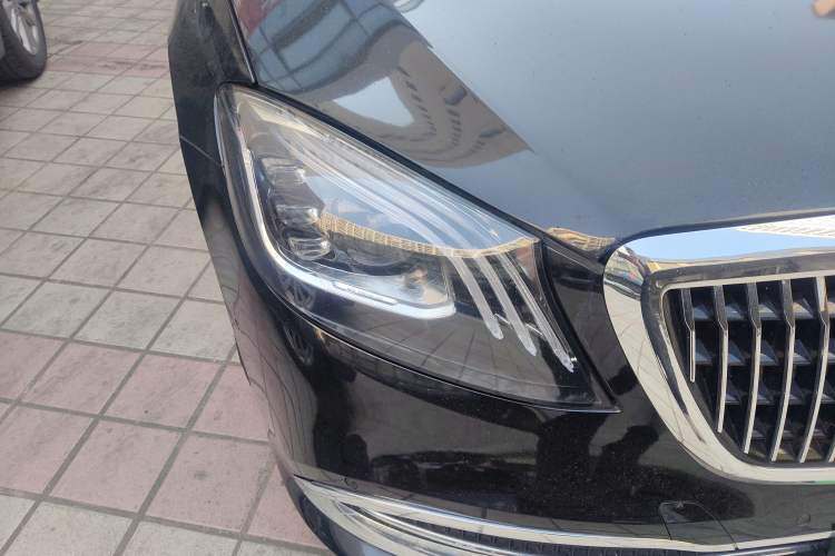 Used Mercedes-Benz S-Class 2010 S 300 L Business Model Right Front Headlight