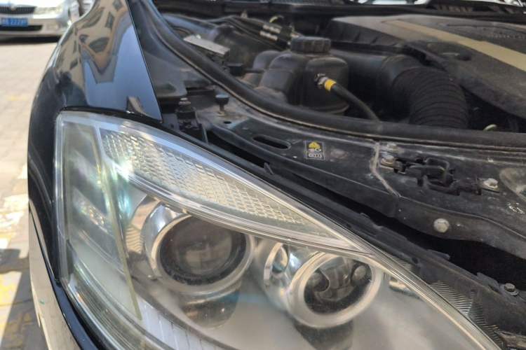 Used Mercedes-Benz S-Class 2010 S 350 L Luxury Model Right Front Headlight