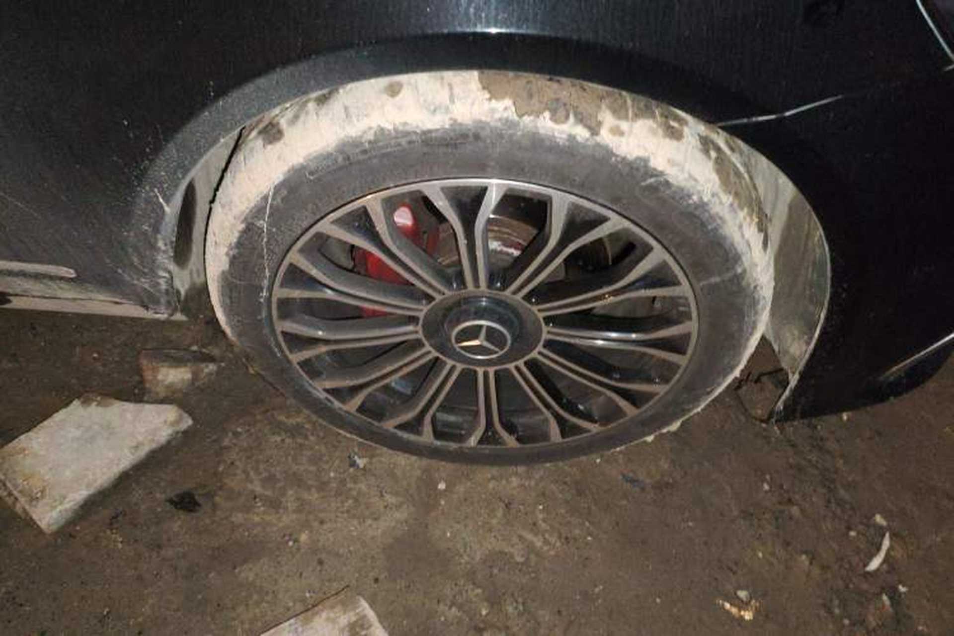 Used Mercedes-Benz S-Class 2010 S 300 L Business Model Right Front Wheel Hub