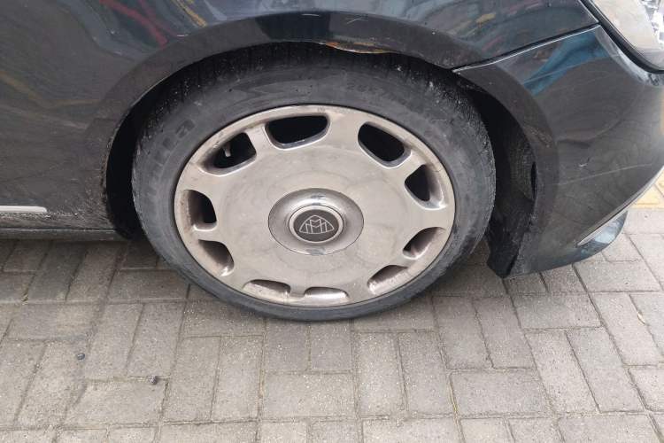 Used Mercedes-Benz S-Class 2010 S 400 L HYBRID Right Front Wheel Hub