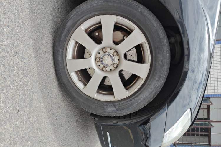 Used Mercedes-Benz S-Class 2010 S 300 L Business Model Right Front Wheel Hub