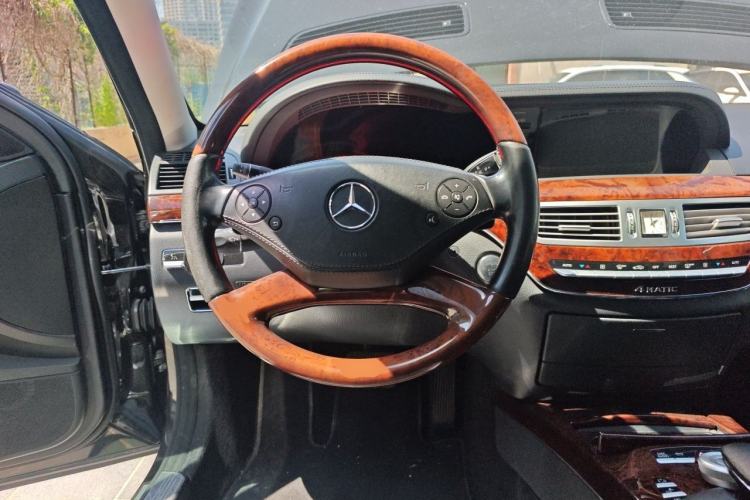 Used Mercedes-Benz S-Class 2010 S 350 L 4MATIC Steering Wheel