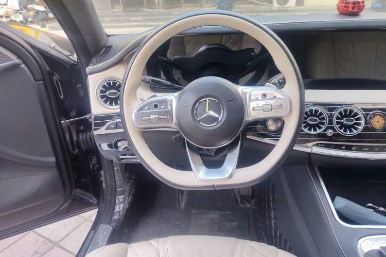 Used Mercedes-Benz S-Class 2010 S 300 L Business Model Steering Wheel