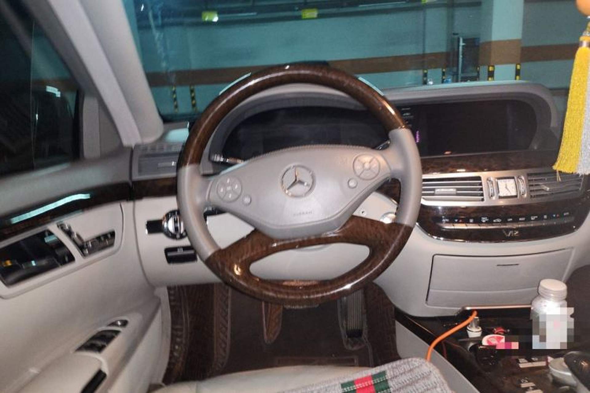 Used Mercedes-Benz S-Class 2010 S 300 L Luxury Model Steering Wheel