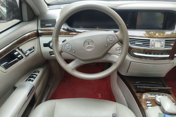 Used Mercedes-Benz S-Class 2010 S 300 L Prestige Edition Steering Wheel