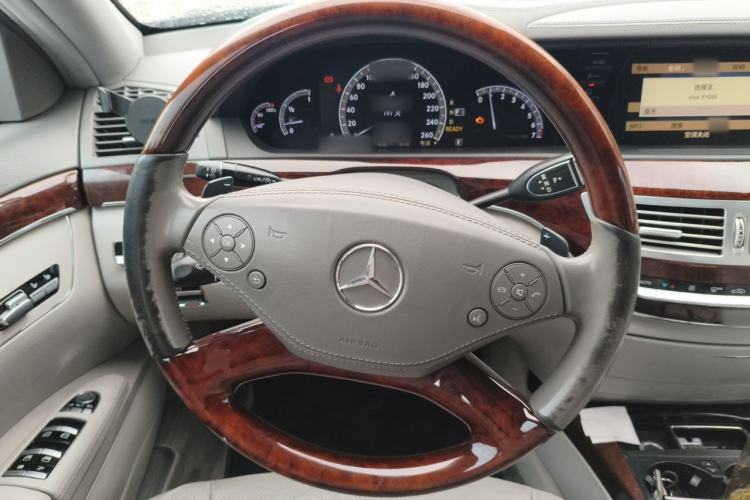 Used Mercedes-Benz S-Class 2010 S 400 L HYBRID Steering Wheel
