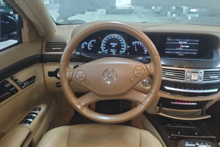 Used Mercedes-Benz S-Class 2010 S 300 L Business Model Steering Wheel