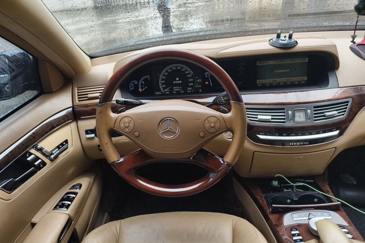 Used Mercedes-Benz S-Class 2010 S 400 L HYBRID Steering Wheel