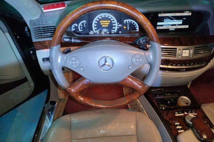 Used Mercedes-Benz S-Class 2010 S 600 L Steering Wheel