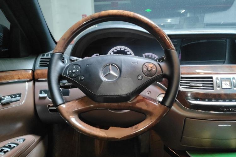 Used Mercedes-Benz S-Class 2010 S 350 L 4MATIC Steering Wheel