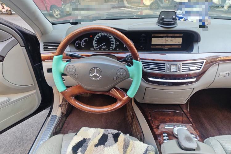 Used Mercedes-Benz S-Class 2010 S 300 L Prestige Edition Steering Wheel