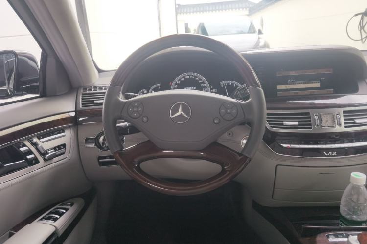 Used Mercedes-Benz S-Class 2010 S 600 L Steering Wheel