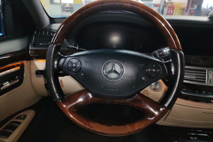 Used Mercedes-Benz S-Class 2010 S 600 L Steering Wheel