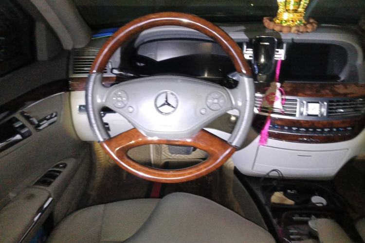 Used Mercedes-Benz S-Class 2010 S 400 L HYBRID Steering Wheel