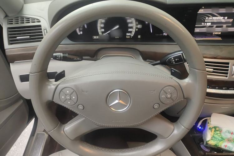 Used Mercedes-Benz S-Class 2010 S 300 L Business Model Steering Wheel