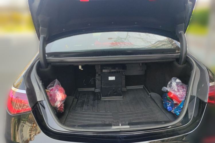 Used Mercedes-Benz S-Class 2010 S 400 L HYBRID Trunk