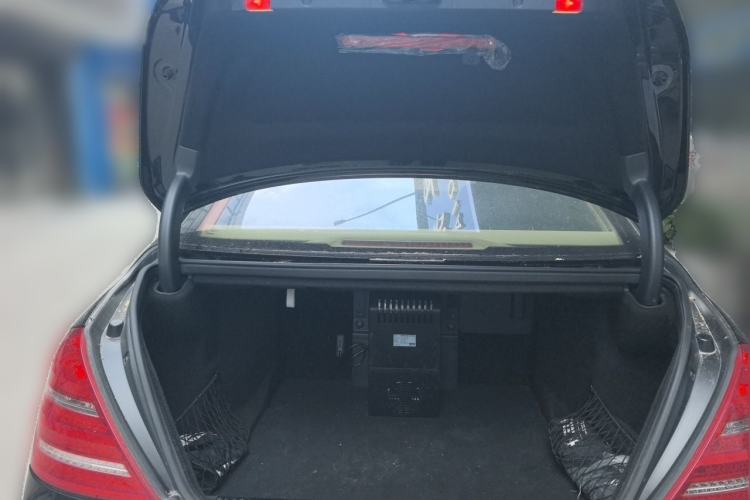 Used Mercedes-Benz S-Class 2010 S 600 L Trunk