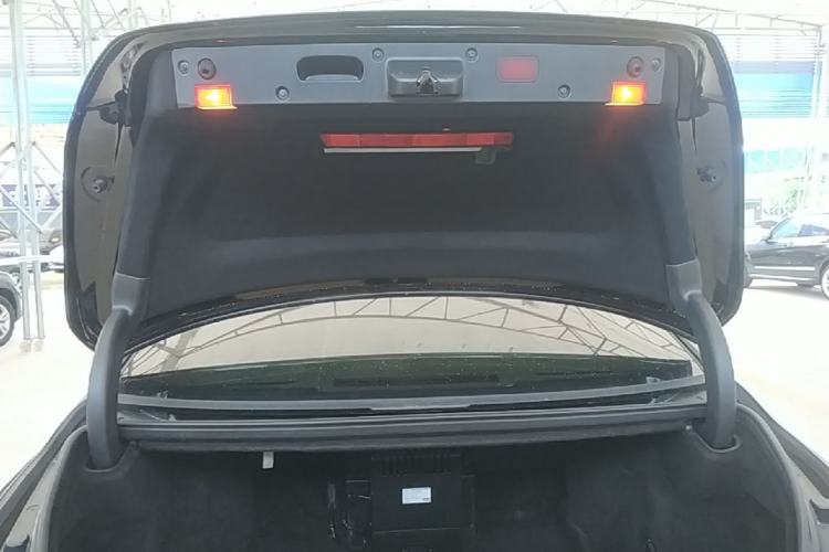Used Mercedes-Benz S-Class 2010 S 350 L Luxury Model Trunk