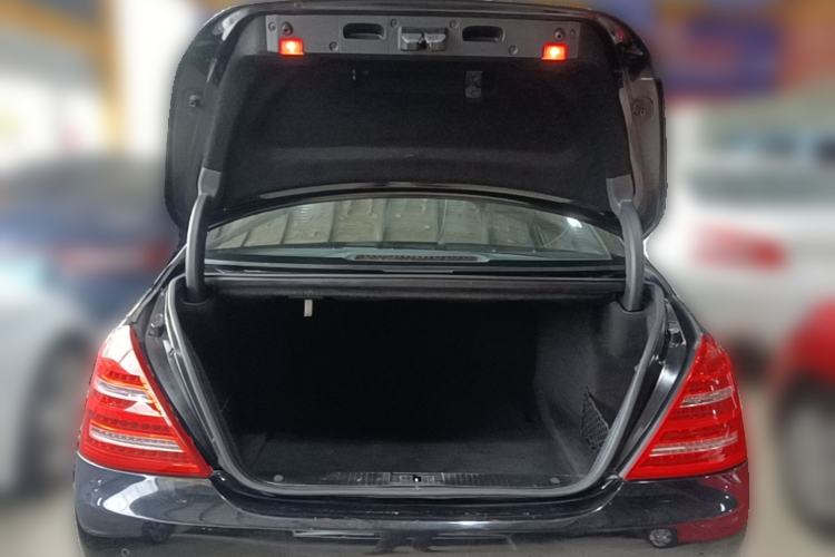 Used Mercedes-Benz S-Class 2010 S 300 L Business Model Trunk