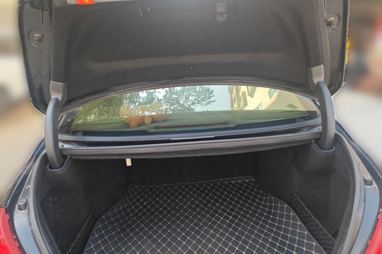 Used Mercedes-Benz S-Class 2010 S 300 L Luxury Model Trunk