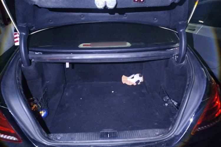 Used Mercedes-Benz S-Class 2010 S 300 L Luxury Model Trunk