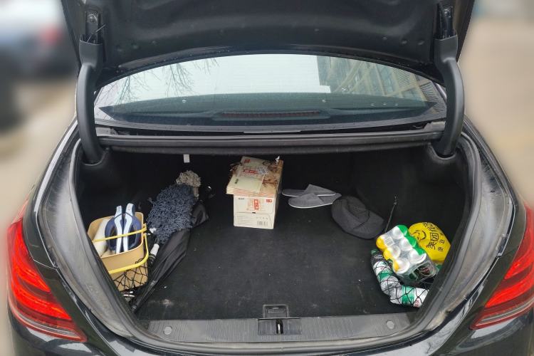 Used Mercedes-Benz S-Class 2010 S 400 L HYBRID Trunk