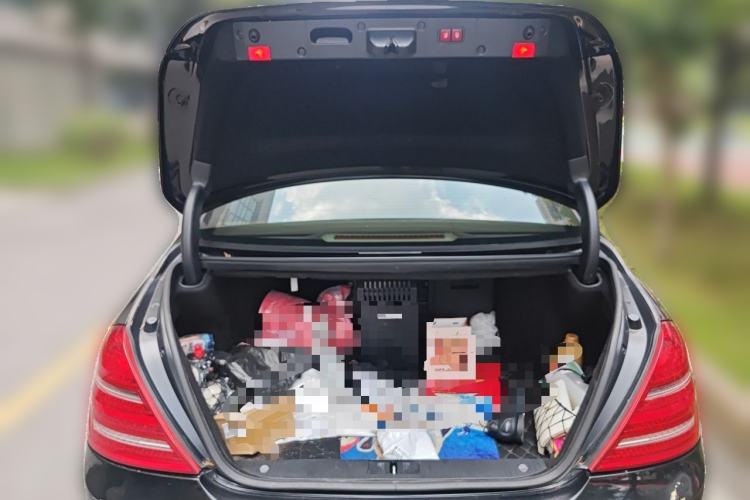 Used Mercedes-Benz S-Class 2010 S 400 L HYBRID Trunk