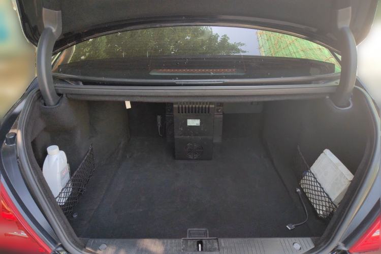 Used Mercedes-Benz S-Class 2010 S 400 L HYBRID Trunk