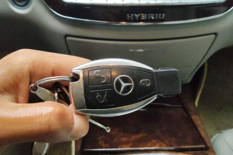 Used Mercedes-Benz S-Class 2010 S 400 L HYBRID Vehicle Key