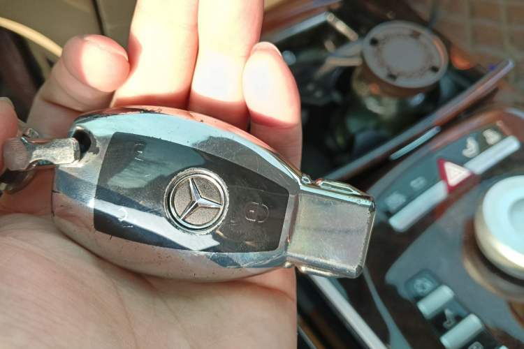 Used Mercedes-Benz S-Class 2010 S 400 L HYBRID Vehicle Key