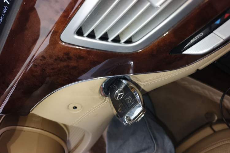 Used Mercedes-Benz S-Class 2010 S 600 L Vehicle Key