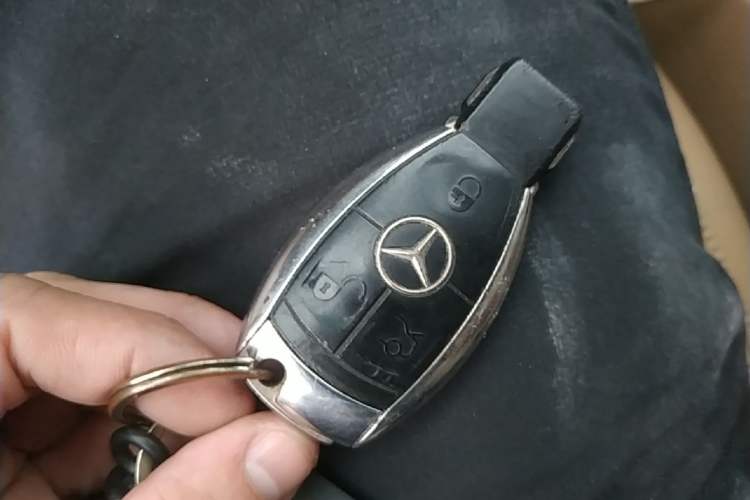 Used Mercedes-Benz S-Class 2010 S 350 L Luxury Model Vehicle Key