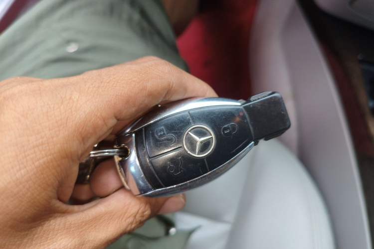 Used Mercedes-Benz S-Class 2010 S 300 L Prestige Edition Vehicle Key