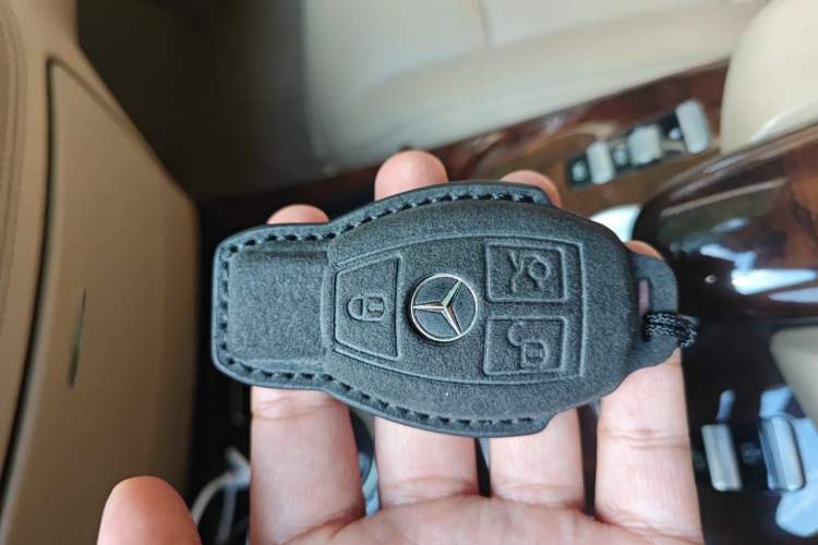 Used Mercedes-Benz S-Class 2010 S 600 L Vehicle Key