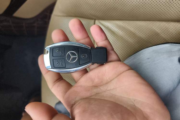 Used Mercedes-Benz S-Class 2010 S 400 L HYBRID Vehicle Key