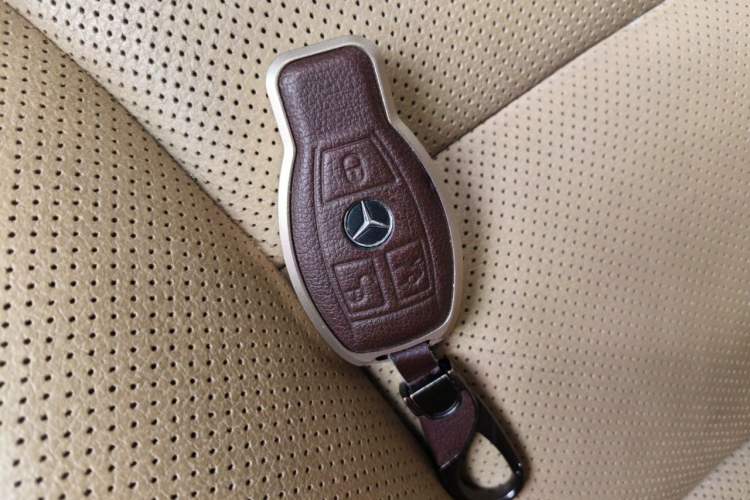 Used Mercedes-Benz S-Class 2010 S 350 L Luxury Model Vehicle Key