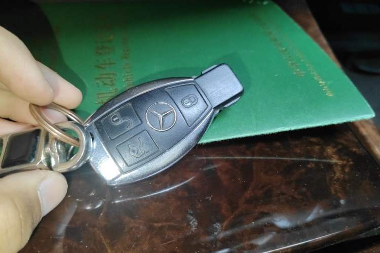 Used Mercedes-Benz S-Class 2010 S 350 L 4MATIC Vehicle Key