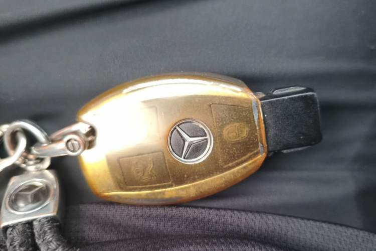 Used Mercedes-Benz S-Class 2010 S 300 L Business Model Vehicle Key