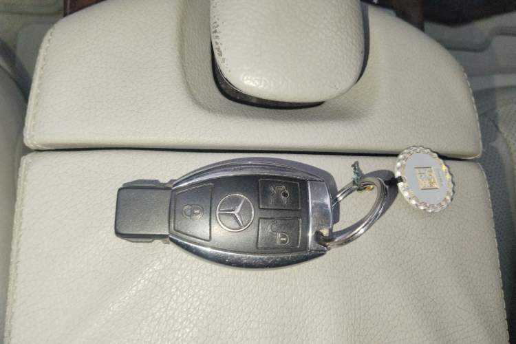 Used Mercedes-Benz S-Class 2010 S 400 L HYBRID Vehicle Key