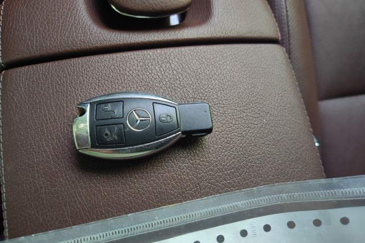 Used Mercedes-Benz S-Class 2010 S 400 L HYBRID Vehicle Key