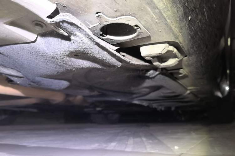 Used Mercedes-Benz S-Class 2010 S 400 L HYBRID Chassis Front Left