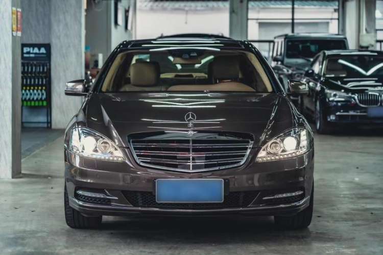 Used Mercedes-Benz S-Class 2010 S 600 L Exterior 1
