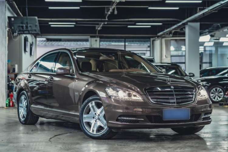 Used Mercedes-Benz S-Class 2010 S 600 L Exterior 2