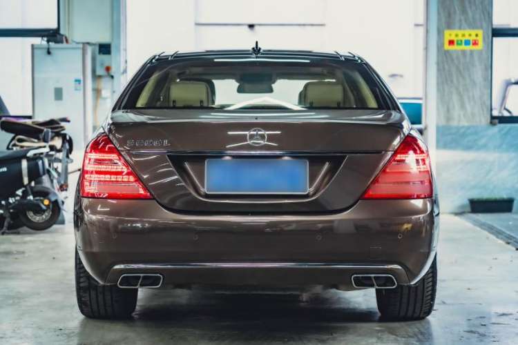 Used Mercedes-Benz S-Class 2010 S 600 L Exterior 5