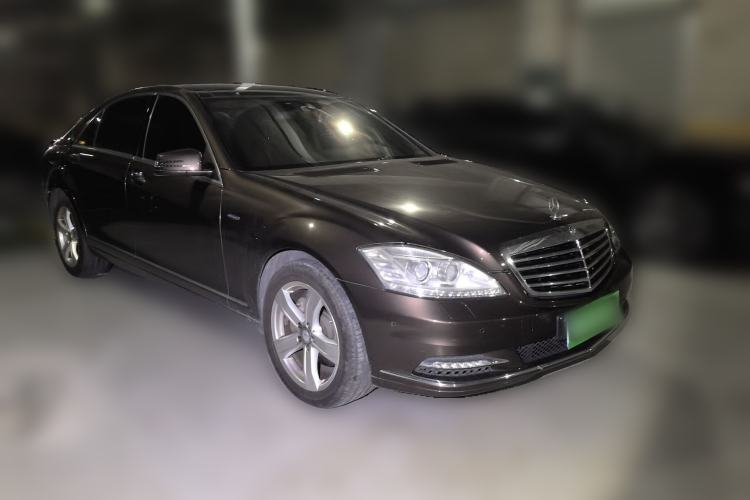 Used Mercedes-Benz S-Class 2010 S 400 L HYBRID Front Right 45 Deg