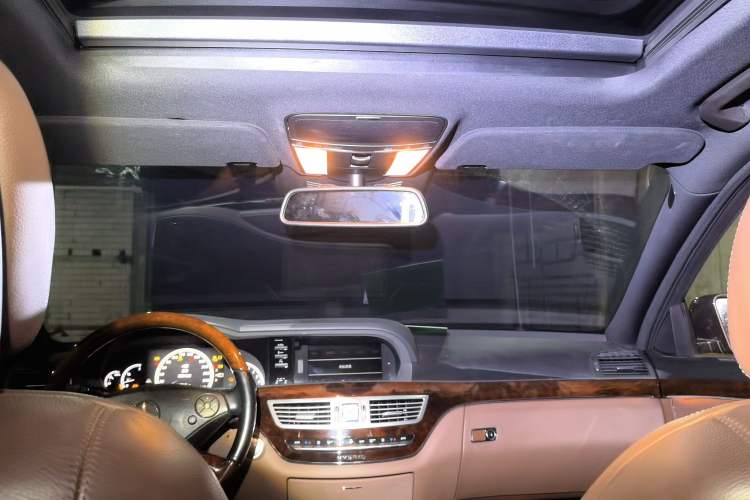 Used Mercedes-Benz S-Class 2010 S 400 L HYBRID Headliner